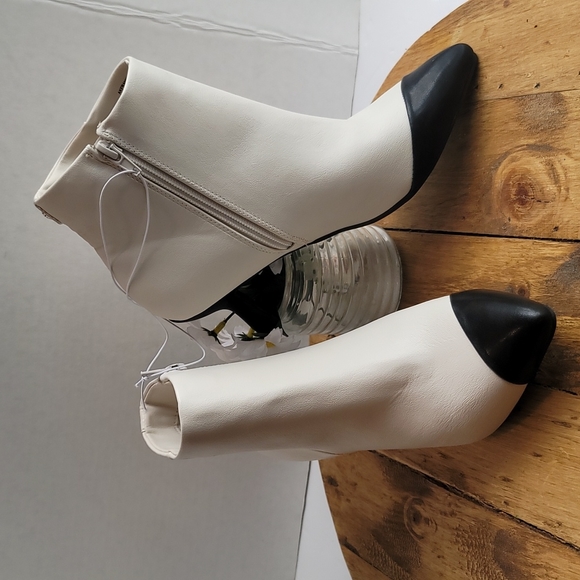 Anne Klein Shoes - New Anne Klein kitten heel boots sz 7